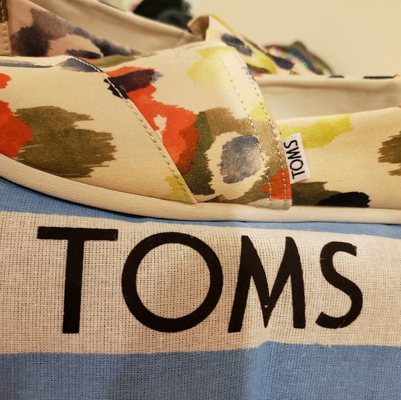 Sold. Sorry. Check out the new Tom's  for sale. :) - Picture 4 of 6